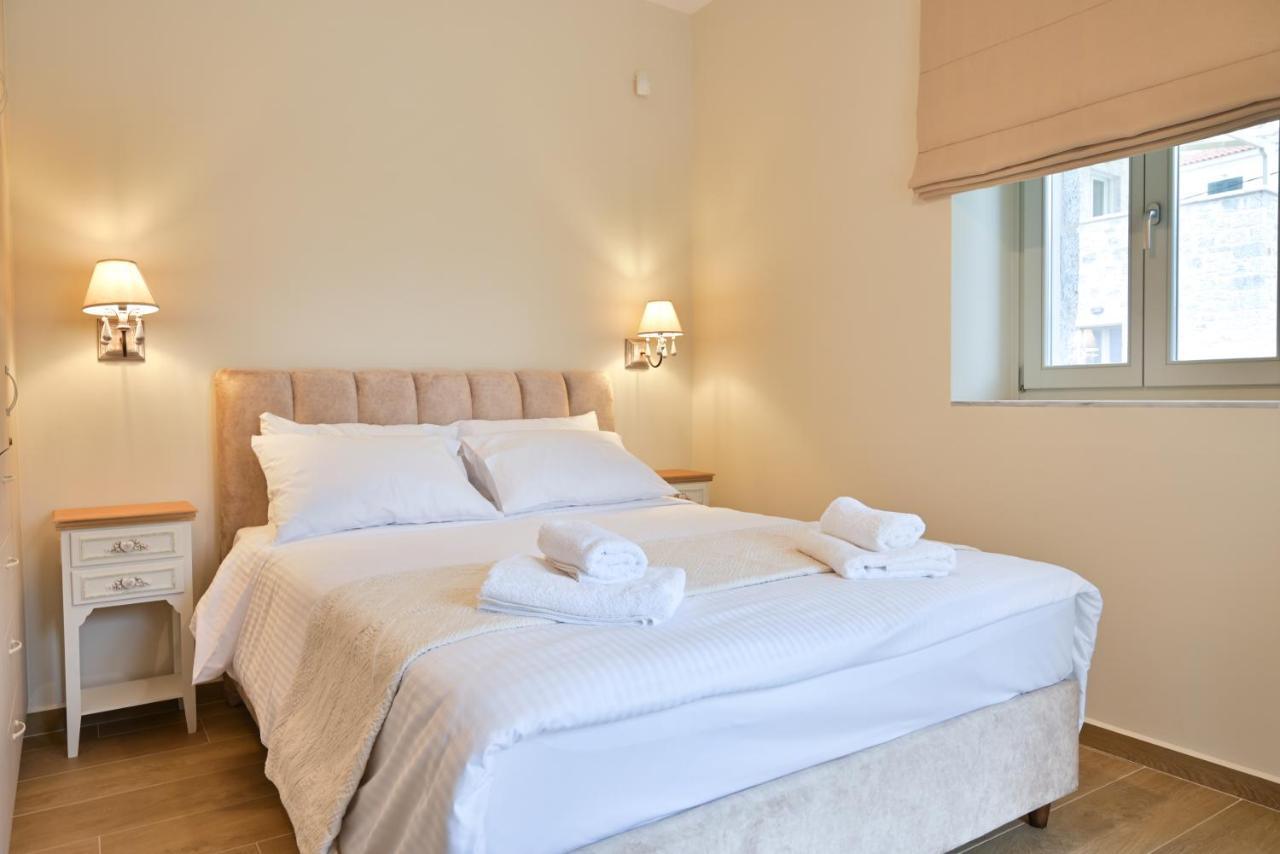Efmar Exclusive Residences Гитион Экстерьер фото
